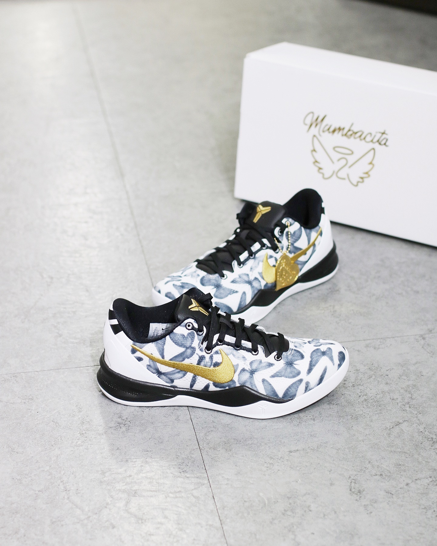 Nike kobe 8 Protro “Mambacita“ GIGI” 黑白金 FV6325-100