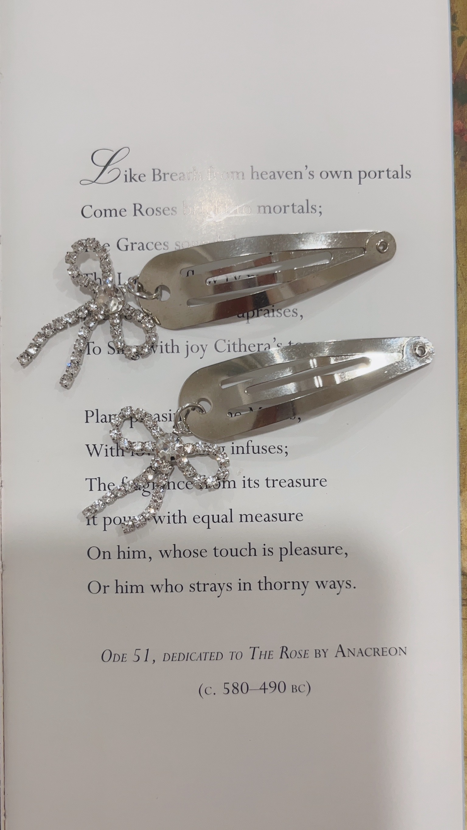 [網美同款🌷穿搭加分] H03 Cutie Bow snap clip 閃鑽蝴蝶結吊墜彈力髮夾
