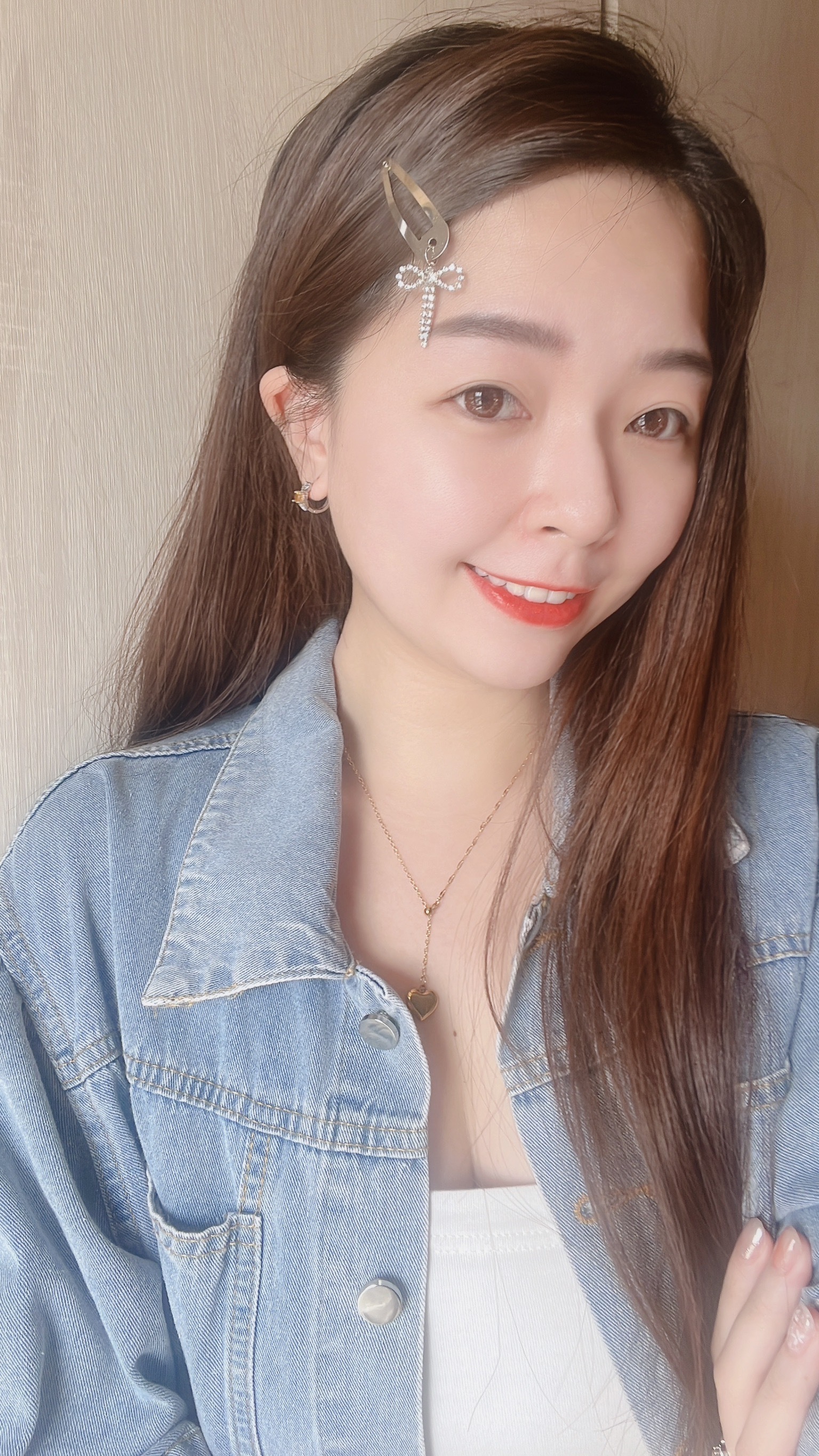 [網美同款🌷穿搭加分] H03 Cutie Bow snap clip 閃鑽蝴蝶結吊墜彈力髮夾