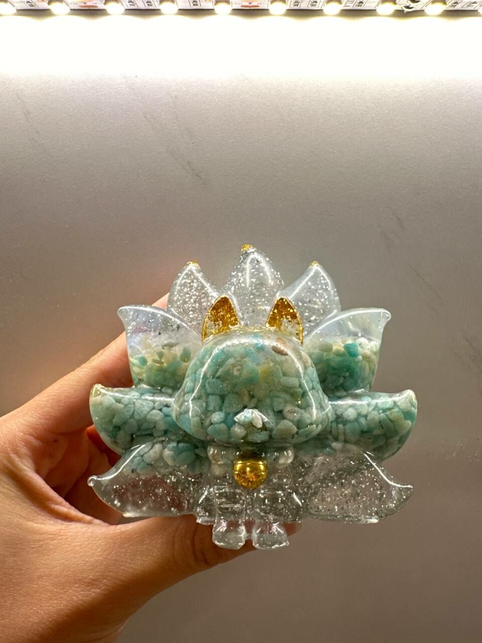 [S] GEMZ & CO MNTF TWO TONE GALAXY BABY NINE TAILED FOX DISPLAY, AMAZONITE/OPAL WITH SILVER/GOLD GLITTER, V61 (V61)