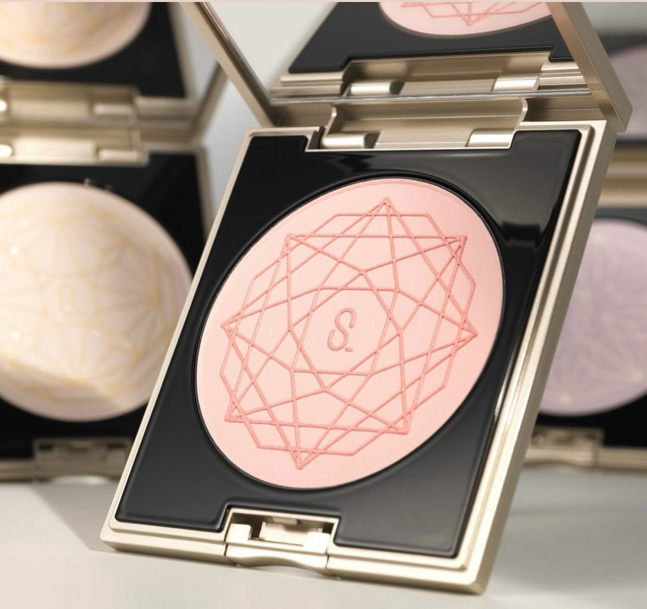 Suqqu - 20th ANNIVERSARY 20周年限定粉餅 #101 #102