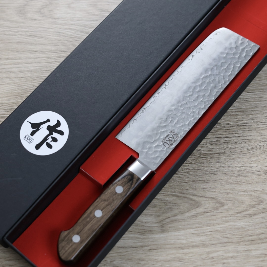 作SAKU 壱 菜切 165mm AUS8鋼 鎚目