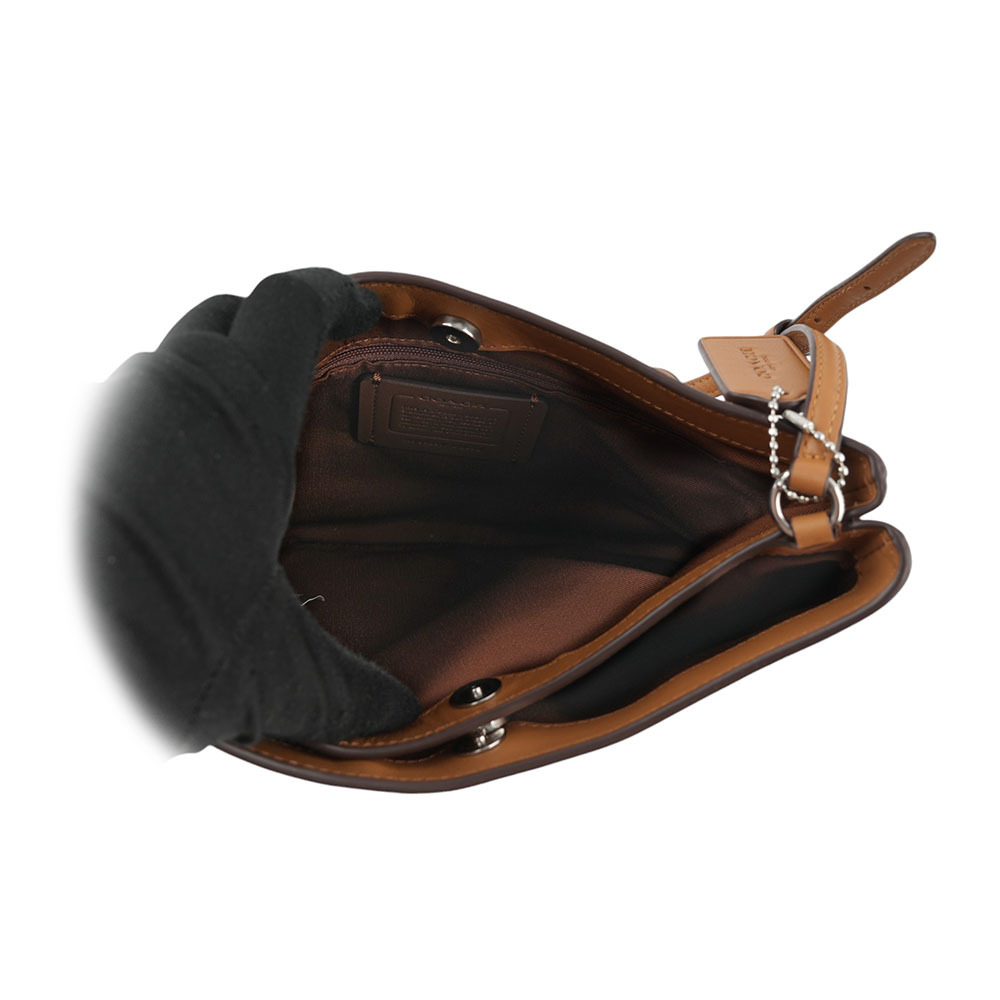 【COACH】Penelope 銀字平滑皮革肩背包(淺焦糖色) CO952 SVQD