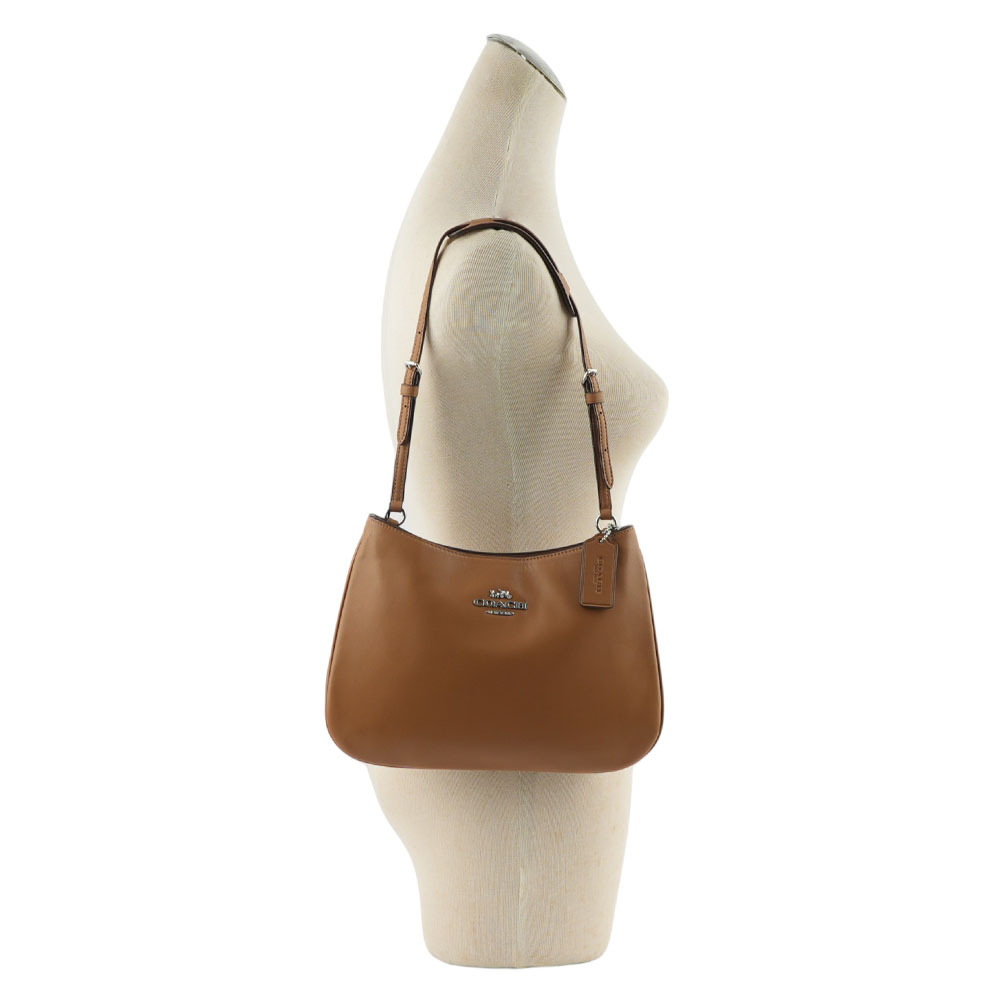 【COACH】Penelope 銀字平滑皮革肩背包(淺焦糖色) CO952 SVQD