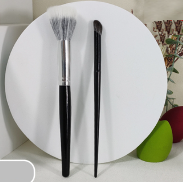Popular item [2 pieces] Large Stipple Blush Brush Magic Finger Concealer Brush (Color: Black Wool)