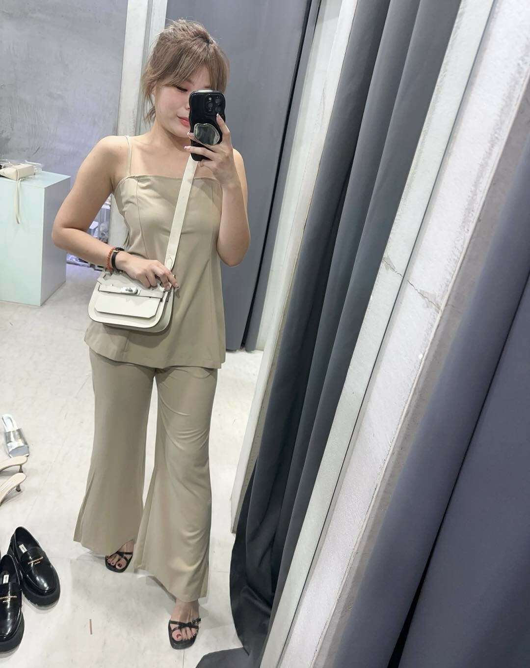 簡約休閒 細肩帶上衣+高腰寬褲(2件組)(黑/奶茶)