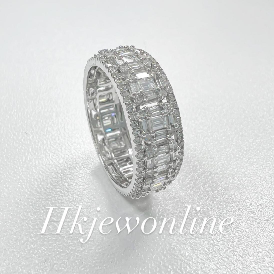 18K White Gold Diamond Ring