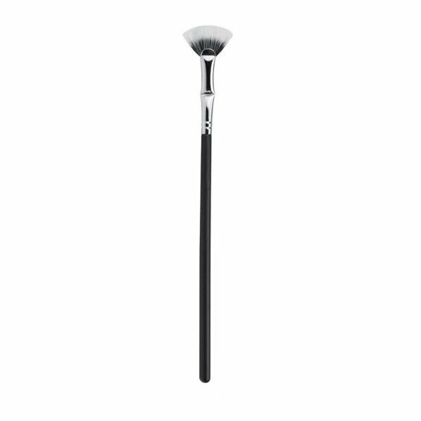 Popular makeup brush (folded eyelash brush)