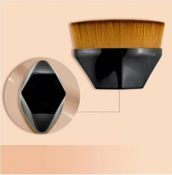 The popular No. 55 magic foundation brush (small black magic brush)