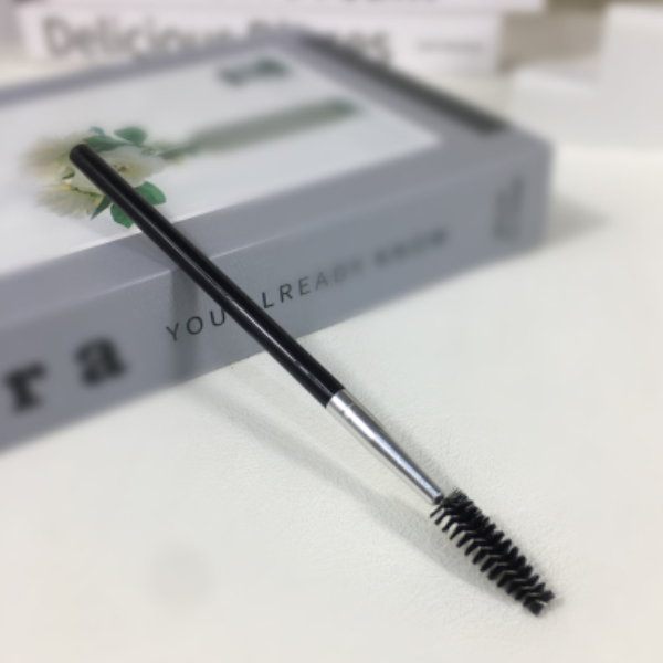 Hot style [1 piece] mascara brush (color: black)