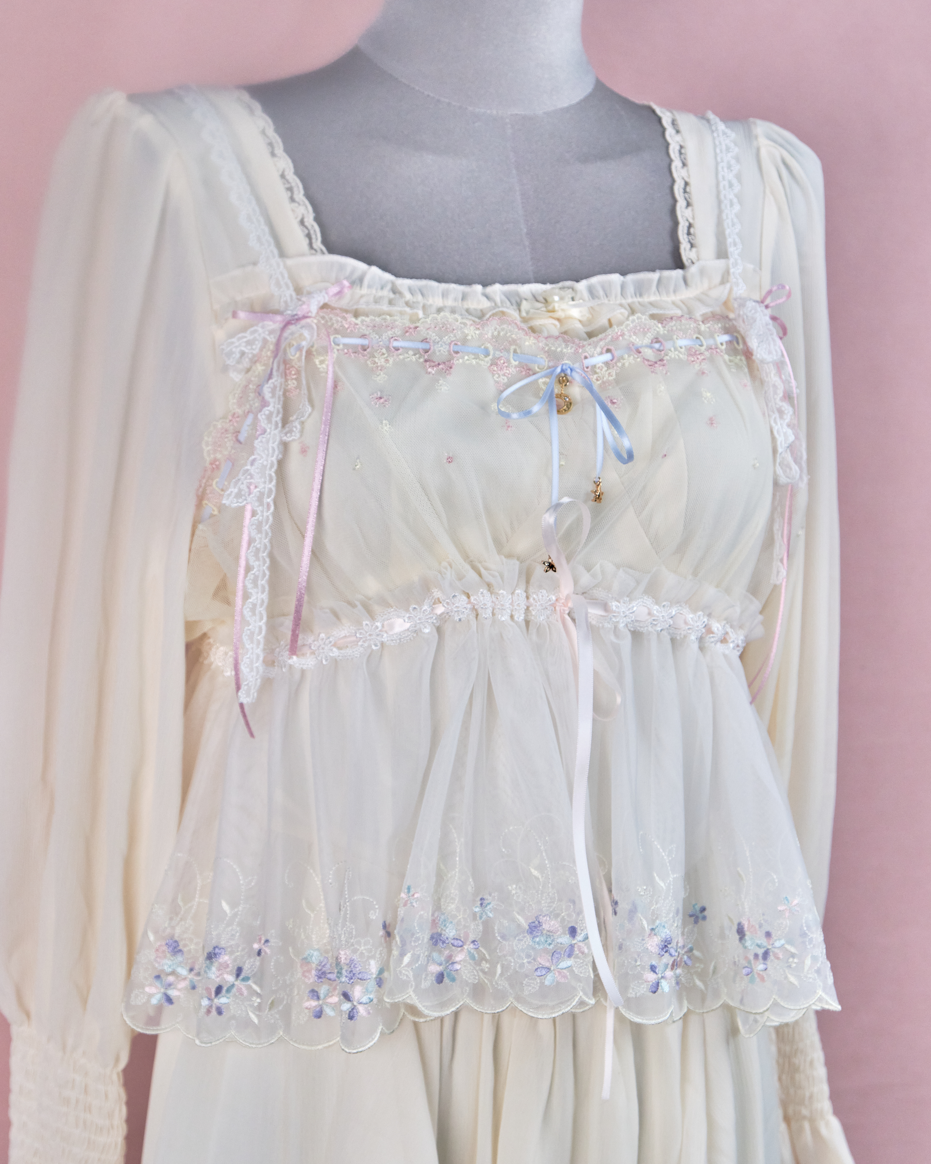 11225 The Tale About Graceful Girl~Empire Waistline Glaze Laced Top