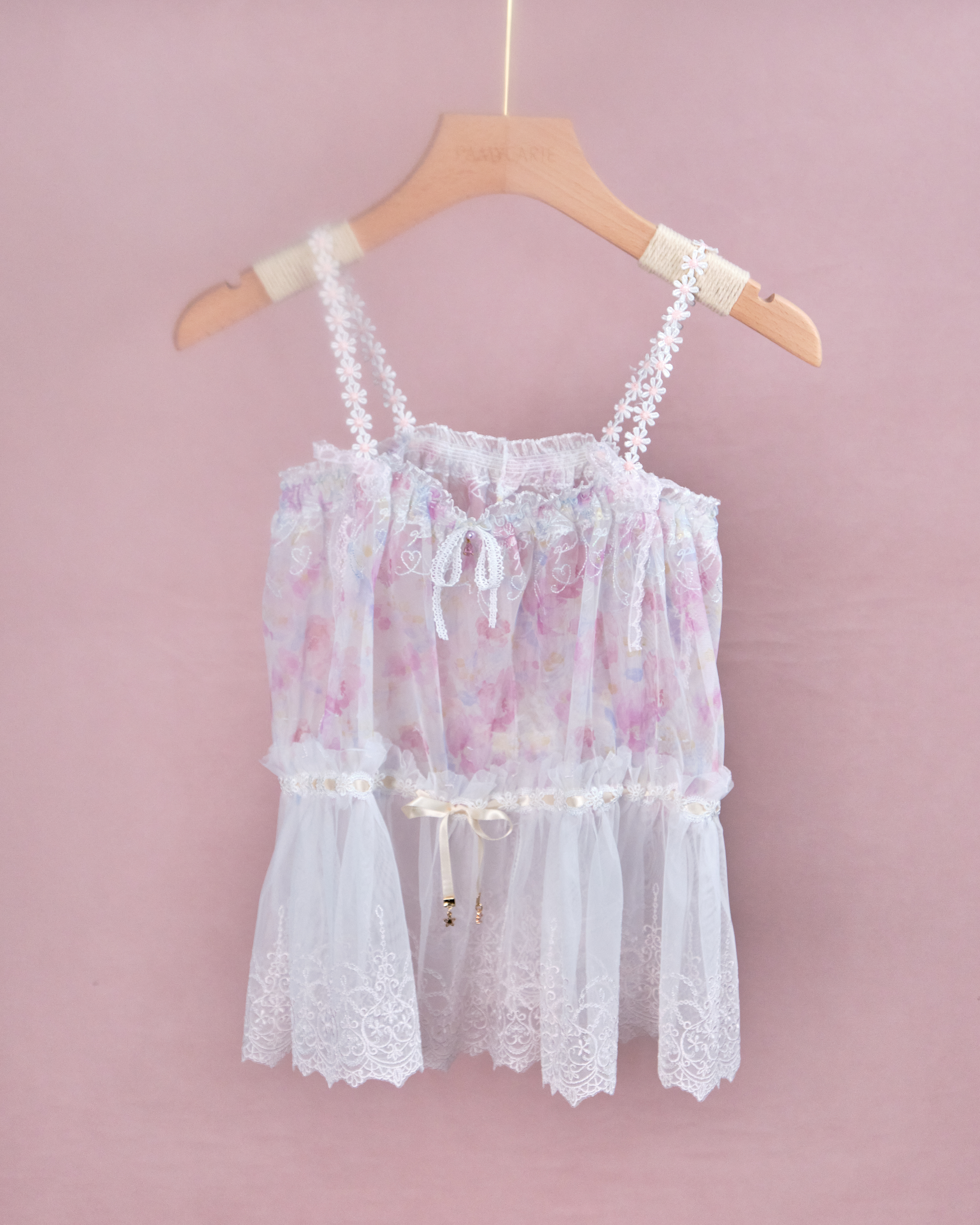 11230 The Tale About Fancy Girl~Floral Pattern Laced Top