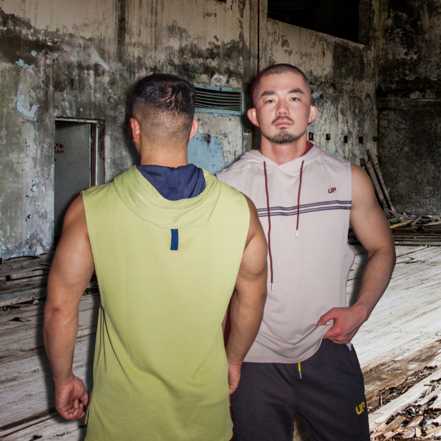 Ribbed UP 棱紋連帽背心 貝殼沙