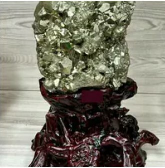 [S] GEMZ & CO YQA RAW CRYSTAL DISPLAY, PYRITE, Z6 (Z6)