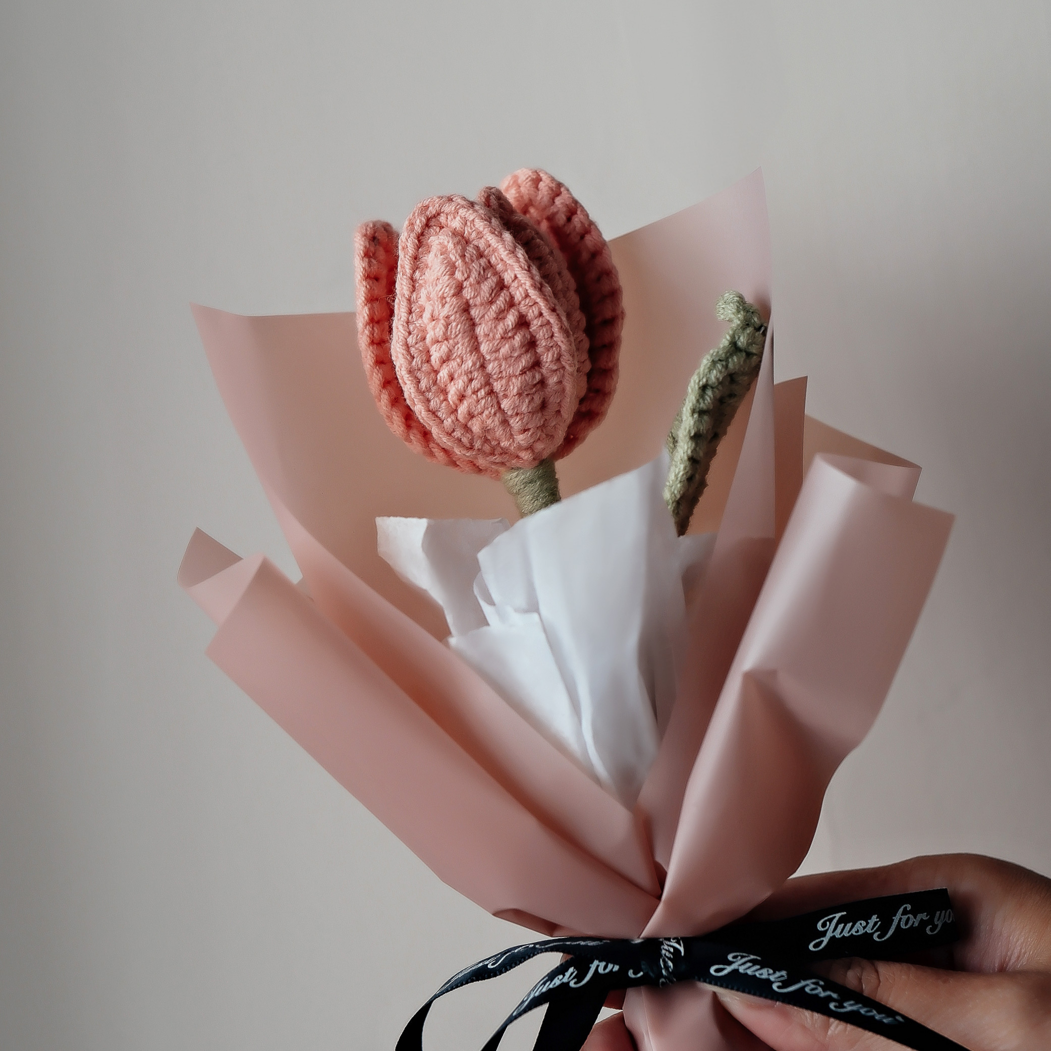 浪漫鬱金香針織花