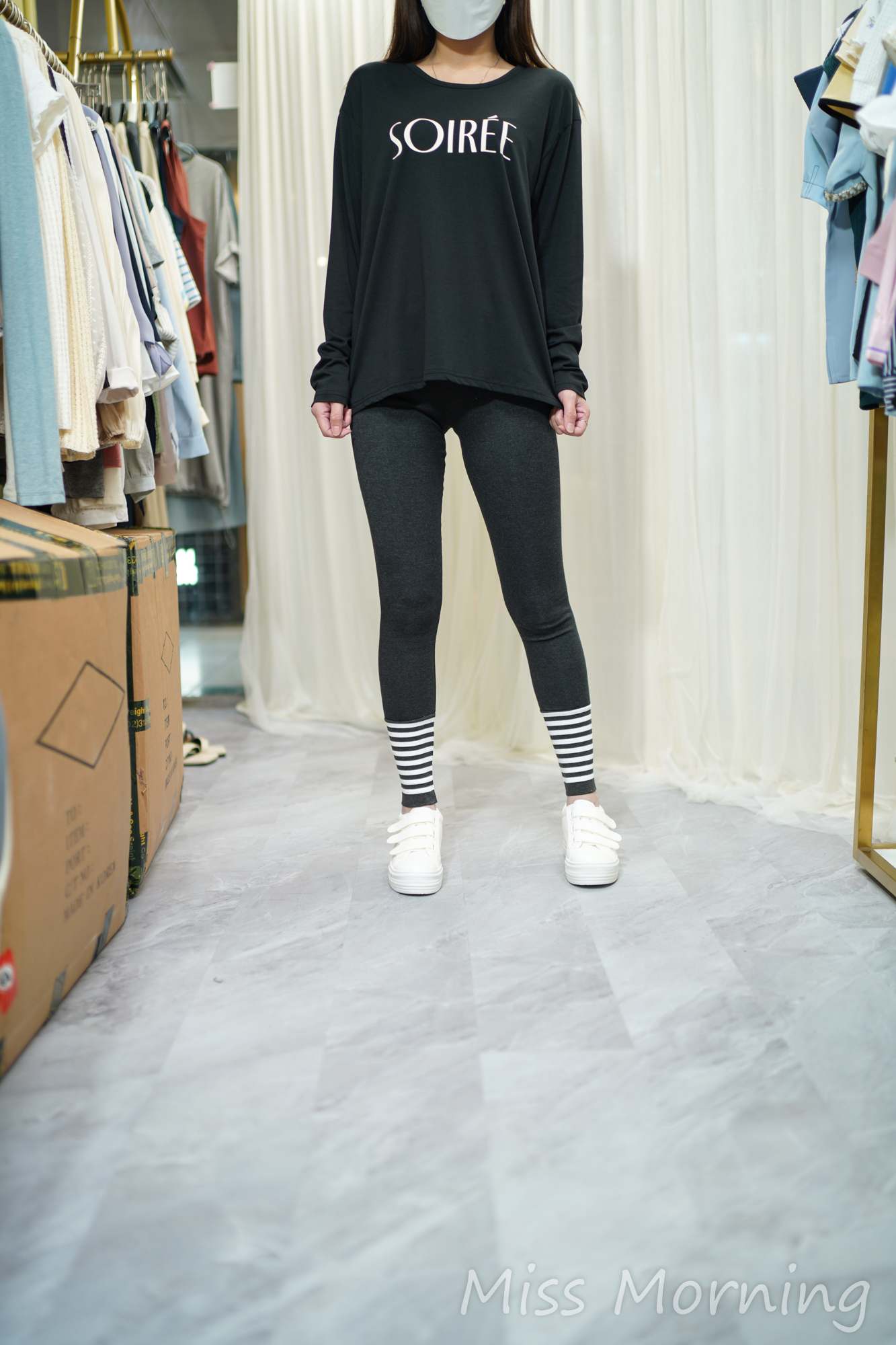 字母款上衣(14129)&條紋打底褲(33812)