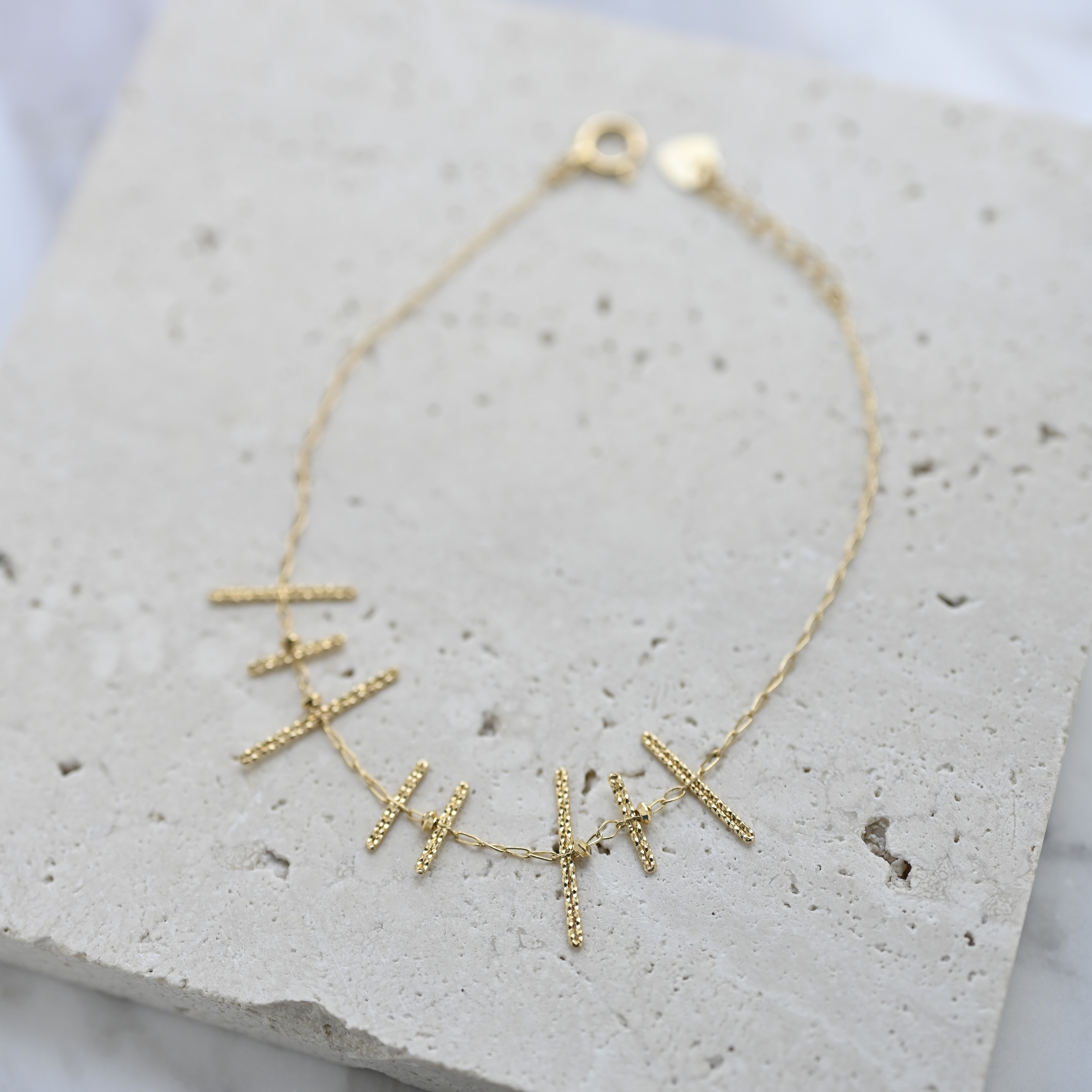 18K Muchos Triangulos Bracelet