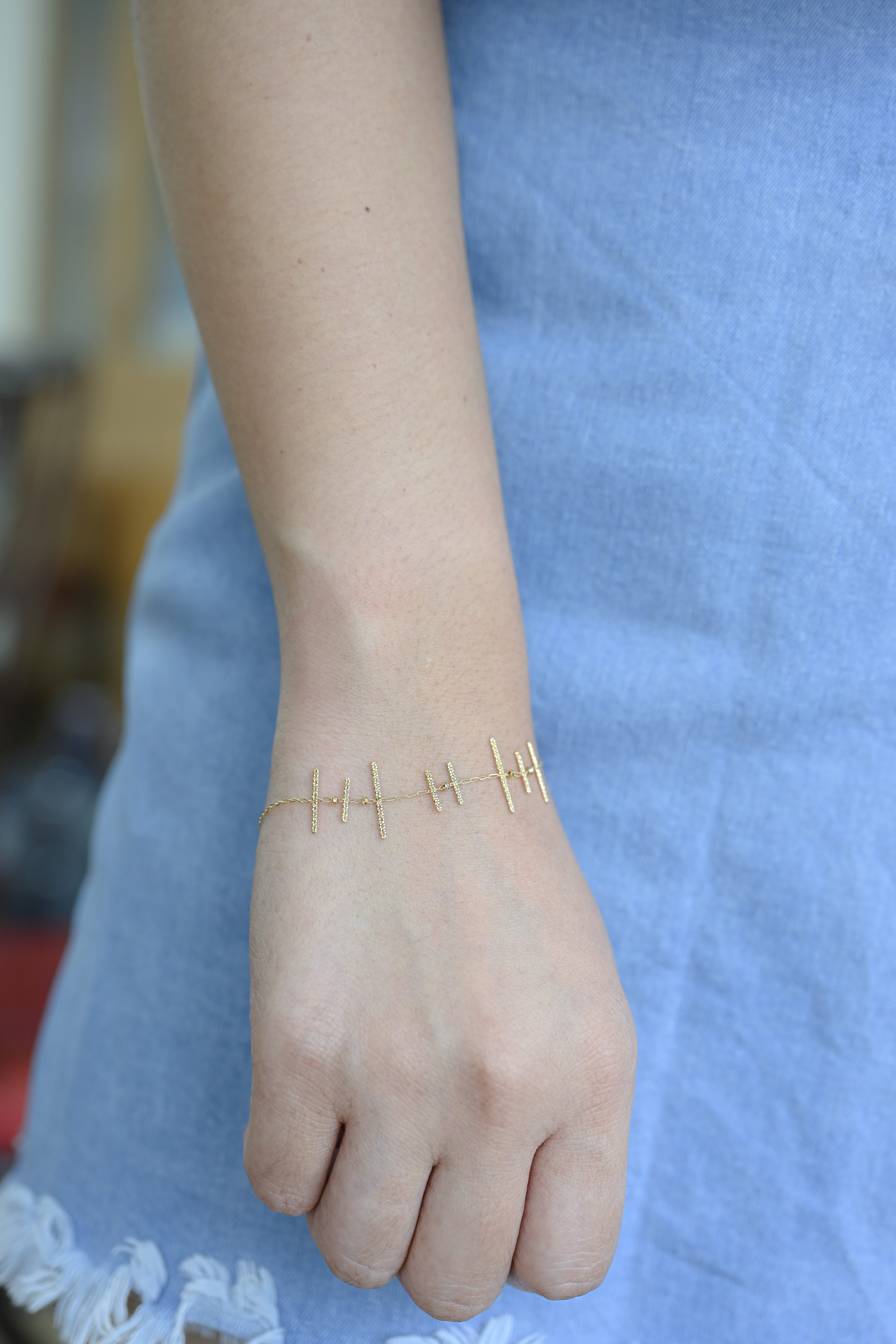 18K Muchos Triangulos Bracelet