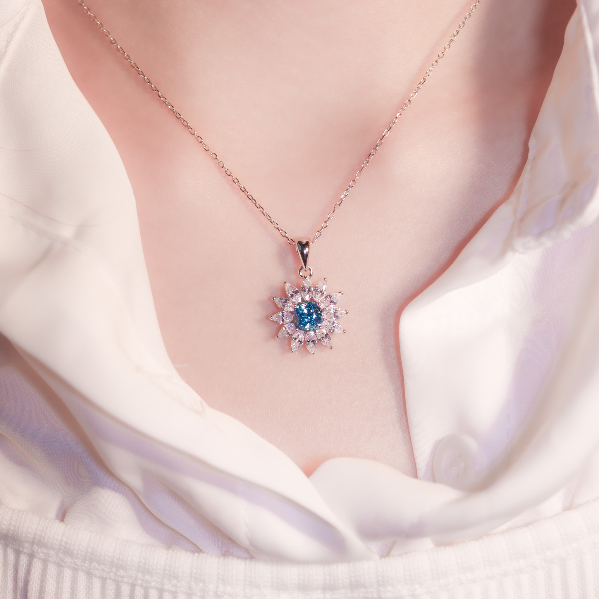 | 925純銀・白金 | 溫藍向日葵項鍊 | NE1199 |