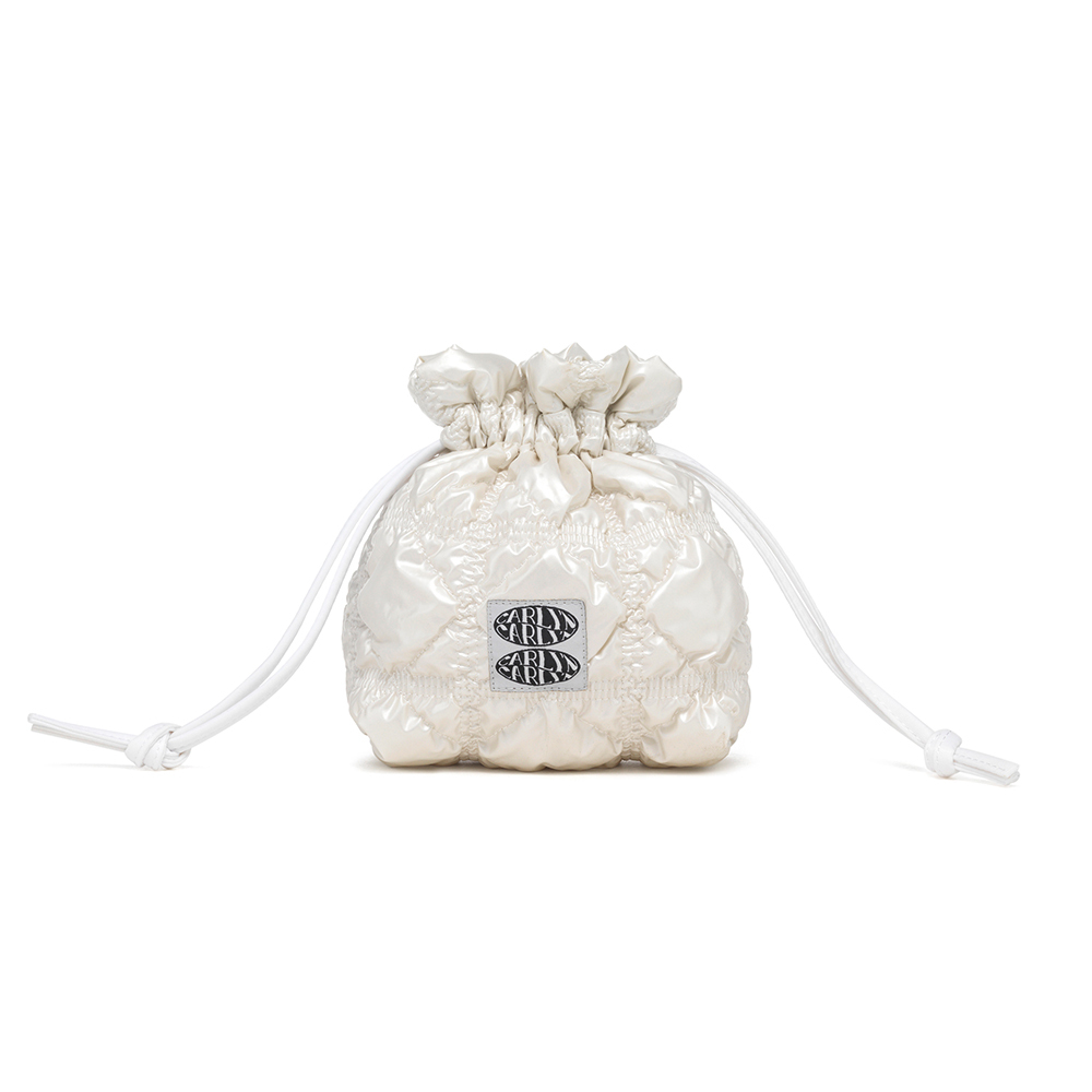 [01/12 - 14/12] CARLYN Joy Pouch W74103010