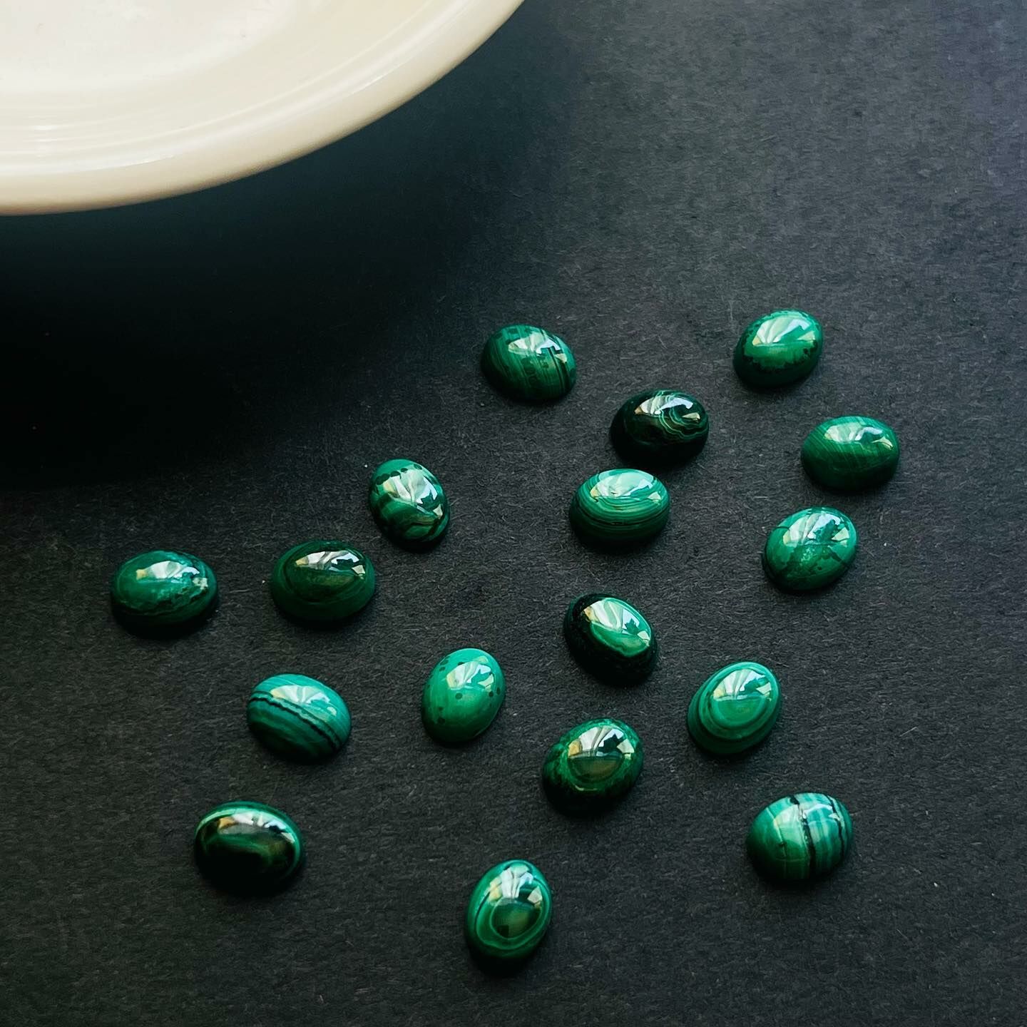 [原石] 孔雀石 水晶裸石蛋面