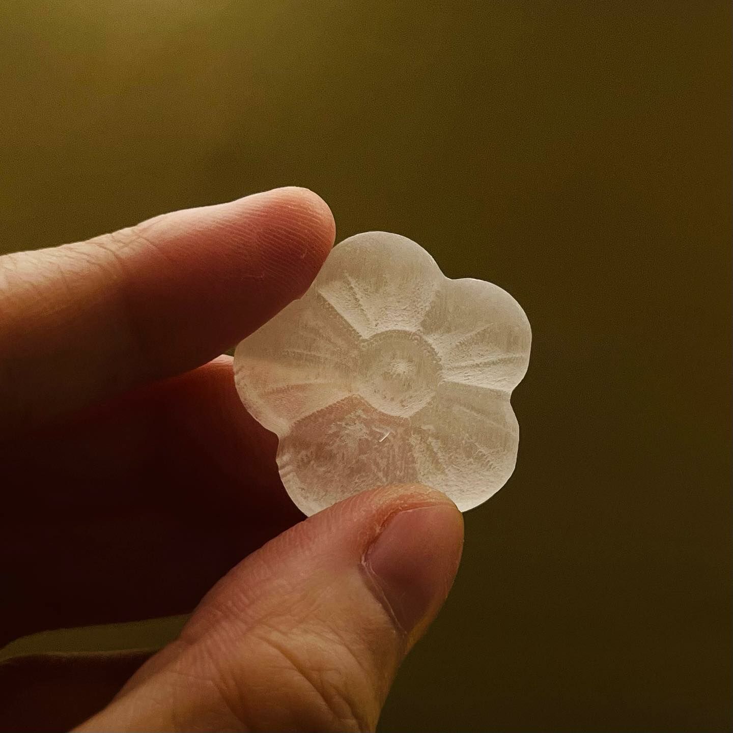 [原石] 透石膏小花