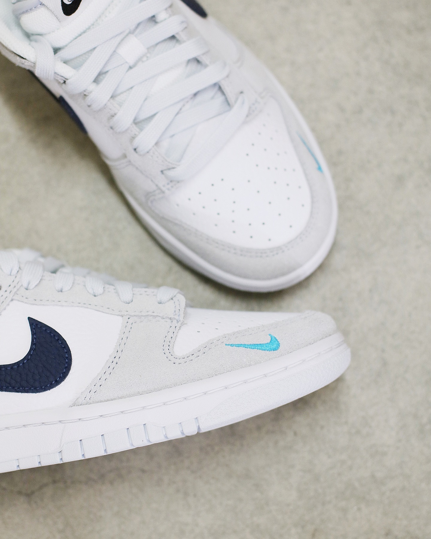 NiKe Dunk Low White Grey Mini Swoosh  FJ4227-001