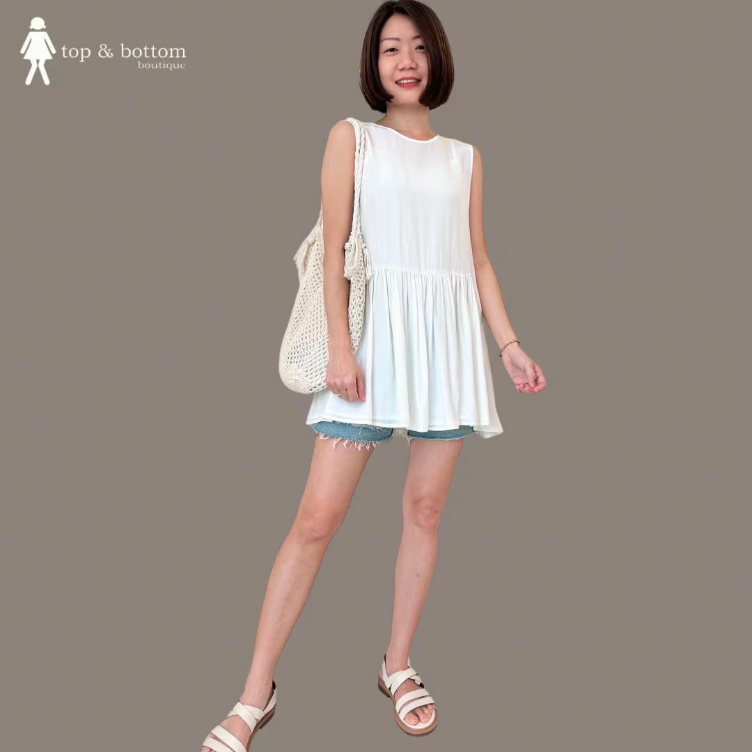 HIGH WAISTED DENIM SHORTS