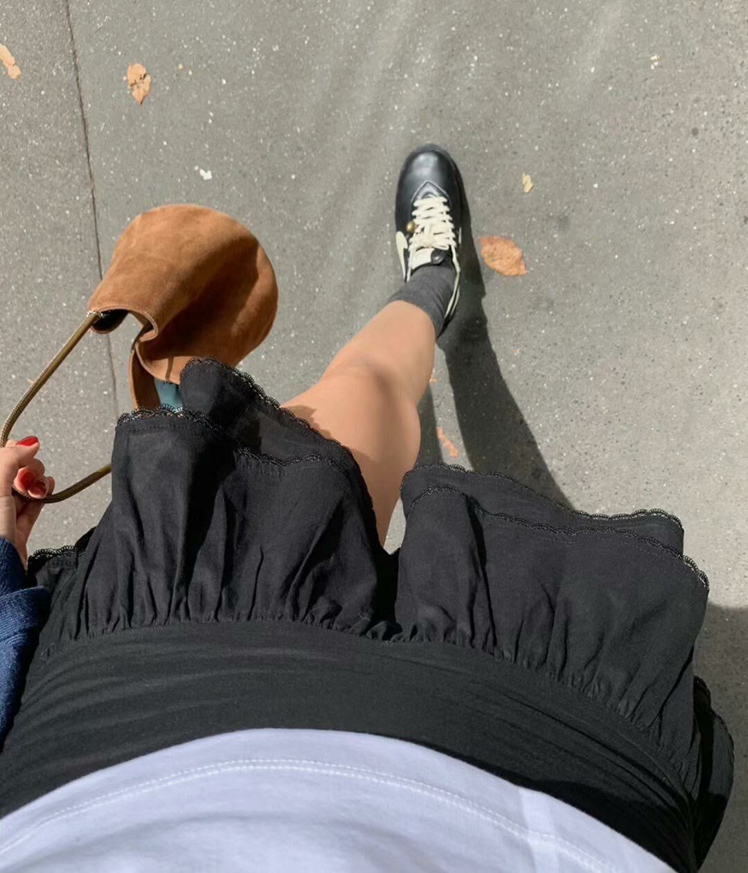 蕾絲蛋糕短裙(黑色)