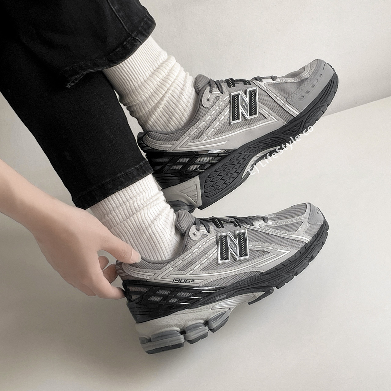 NEW BALANCE 1906R NB 灰黑 黑底 男鞋 M1906RLG / 現貨