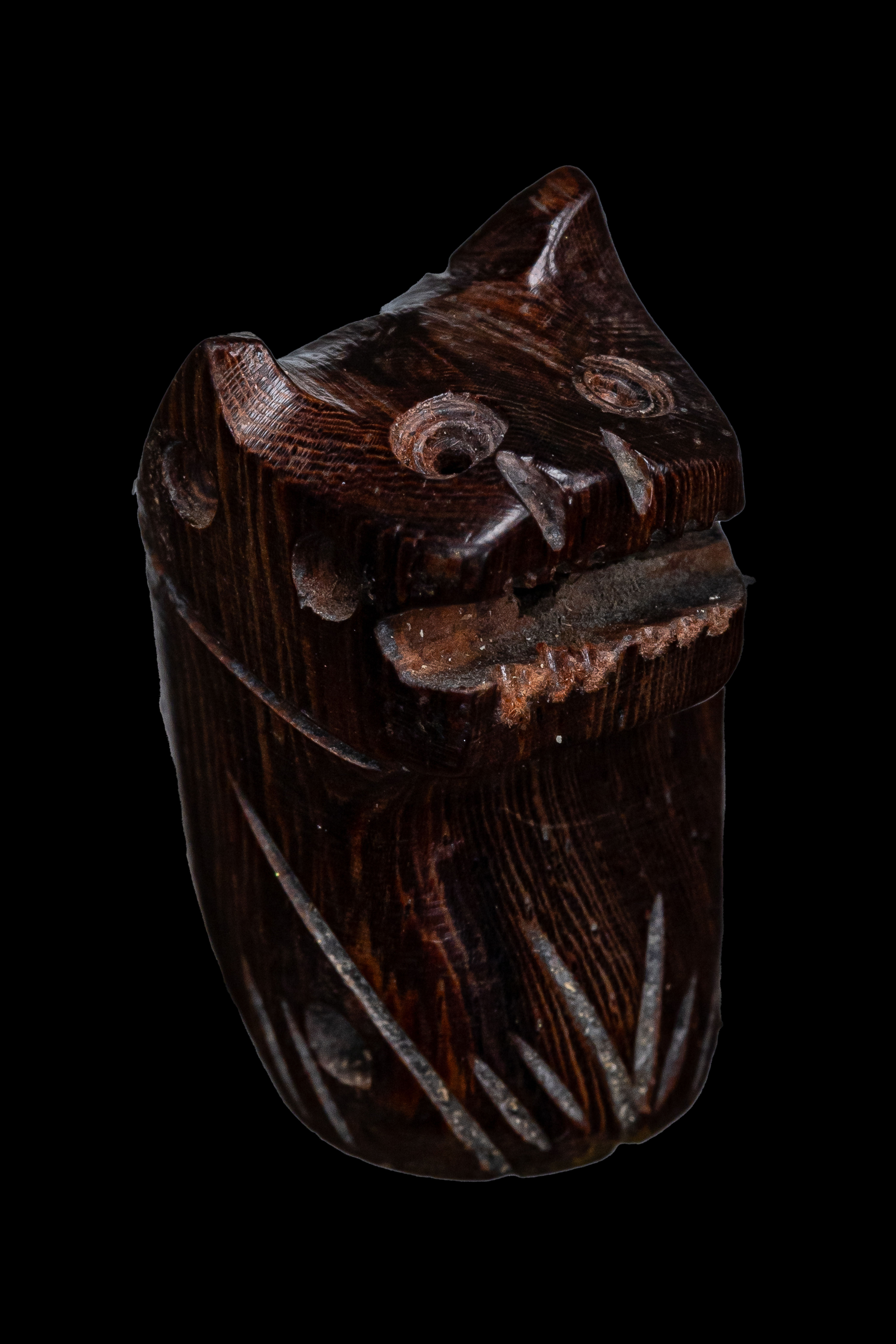 『泰國佛牌』瑪哈沙拉刊府 龍婆素里揚 『老虎』木質 帕雅 舌 崙咧 瑪哈巴拉米 10240911