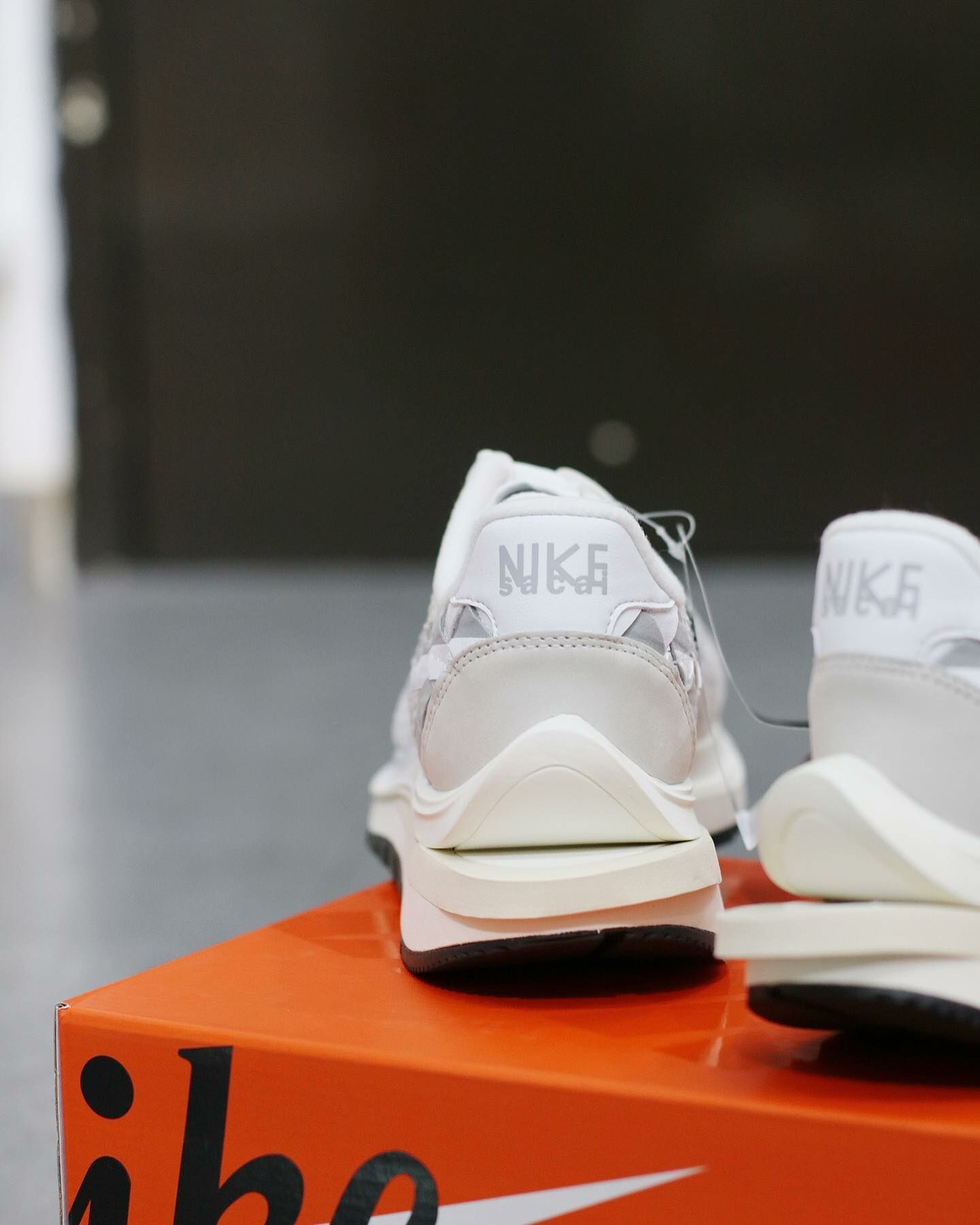 Nike VaporWaffle Woven sacai Jean Paul Gaultier White  DR5209-100