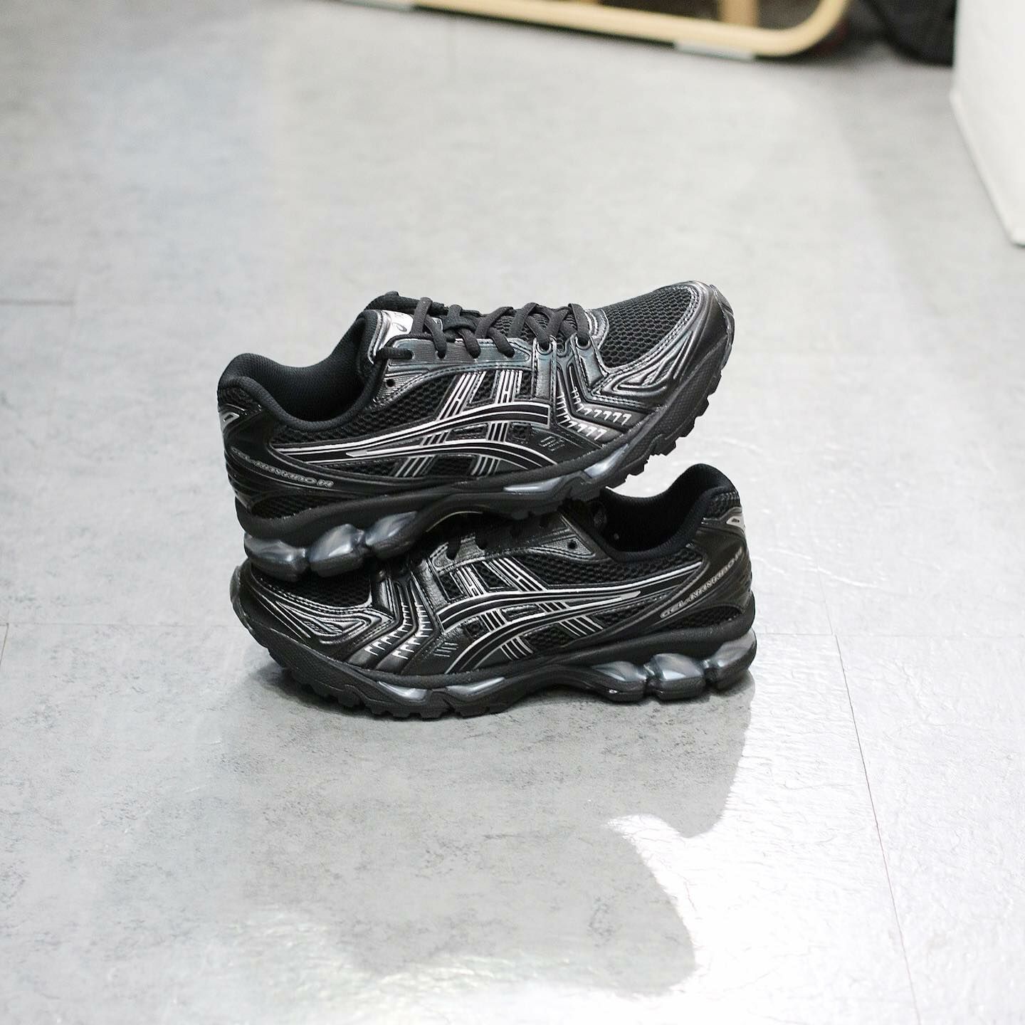 ASICS GEL-KAYANO 14 BLACK SILVER 黑銀 1201A019-006