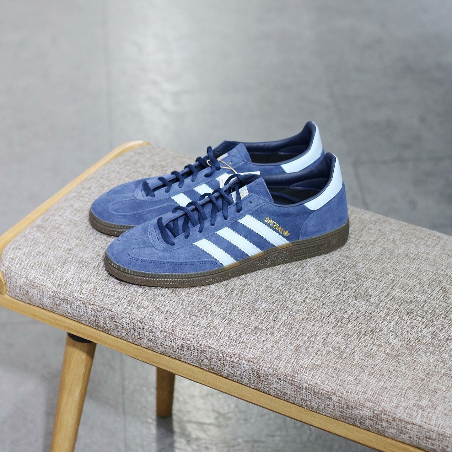 Adidas Originals Handball Spezial Navy Gum BD7633