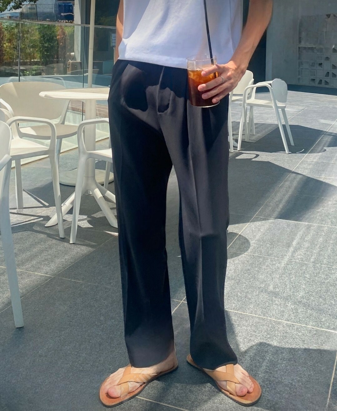 (韓國獨家特價)雙細摺半寬鬆休閒西裝褲