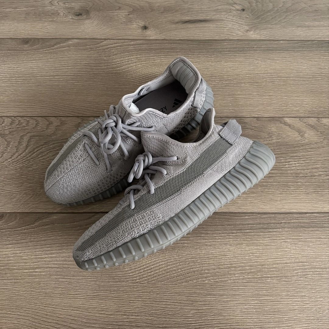Adidas Yeezy Boost 350 V2 2024新款 水泥灰 IF3219