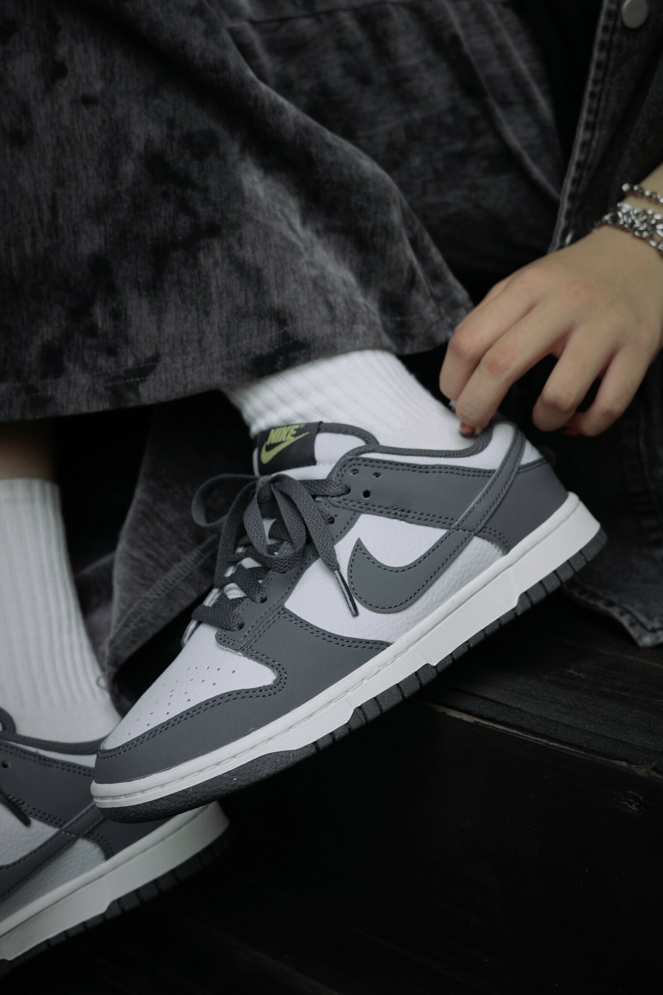 Nike Dunk Low Next Nature ”Smoke Grey“ FZ4621-001 煙灰奶油