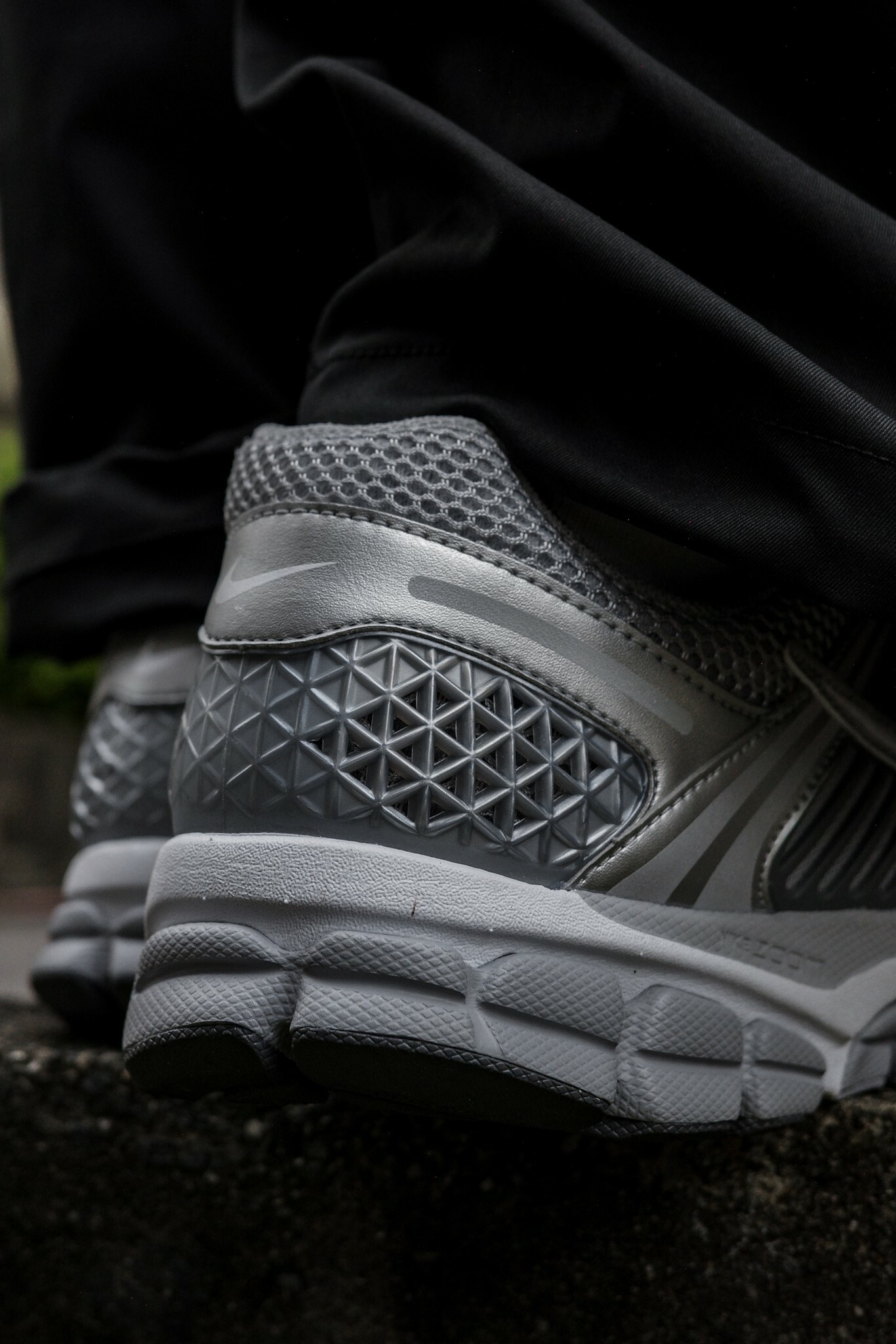 Nike Zoom Vomero 5 "Cool Grey " 銀灰配色 金屬灰 (FJ4151-003)