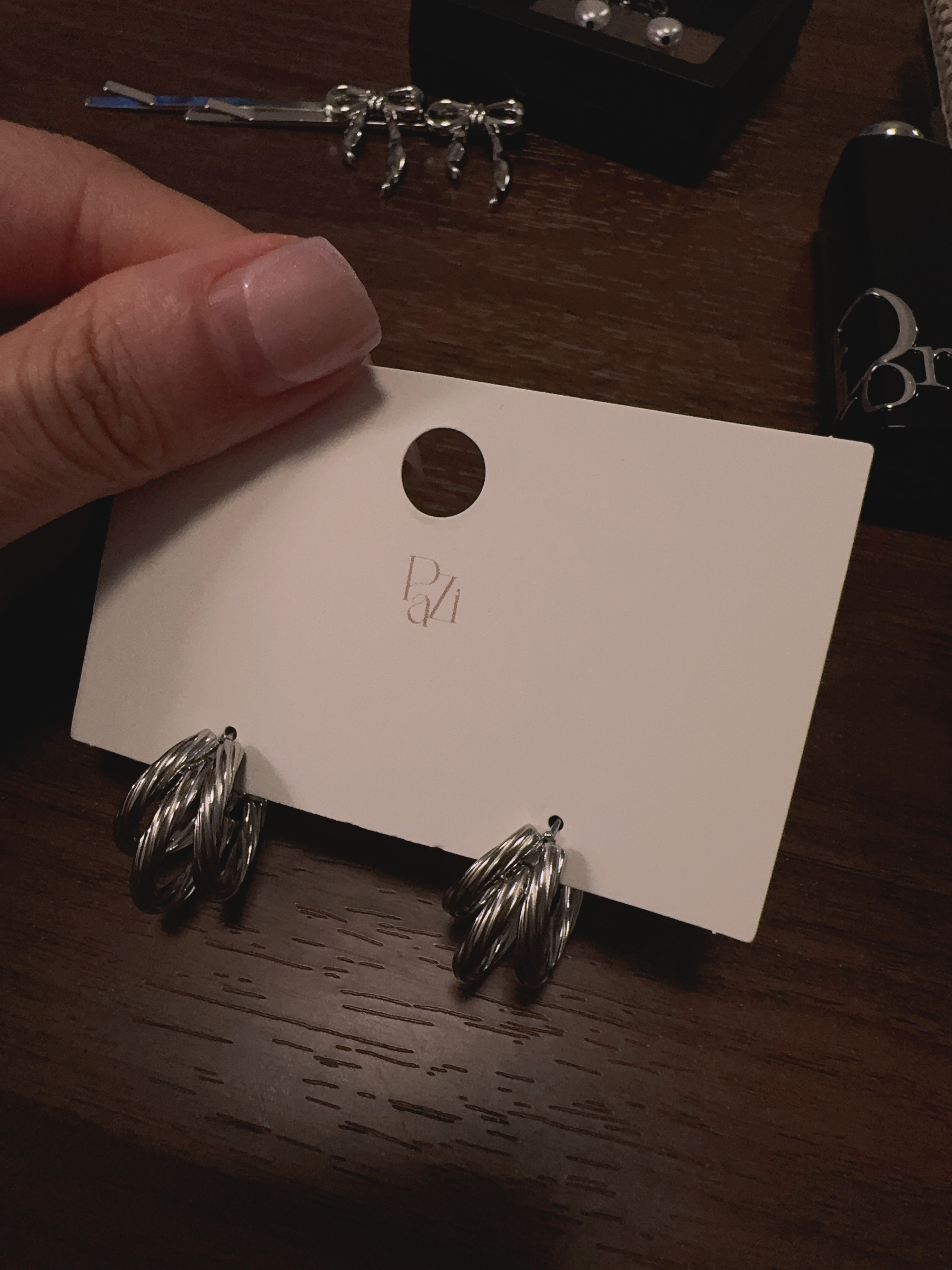 9.10 扭紋銀圈耳環