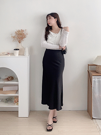 鬆緊腰緞面魚尾長裙(2 colors)