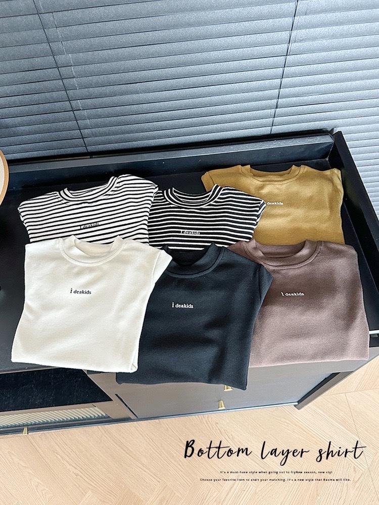 簡約胸前英字薄長T