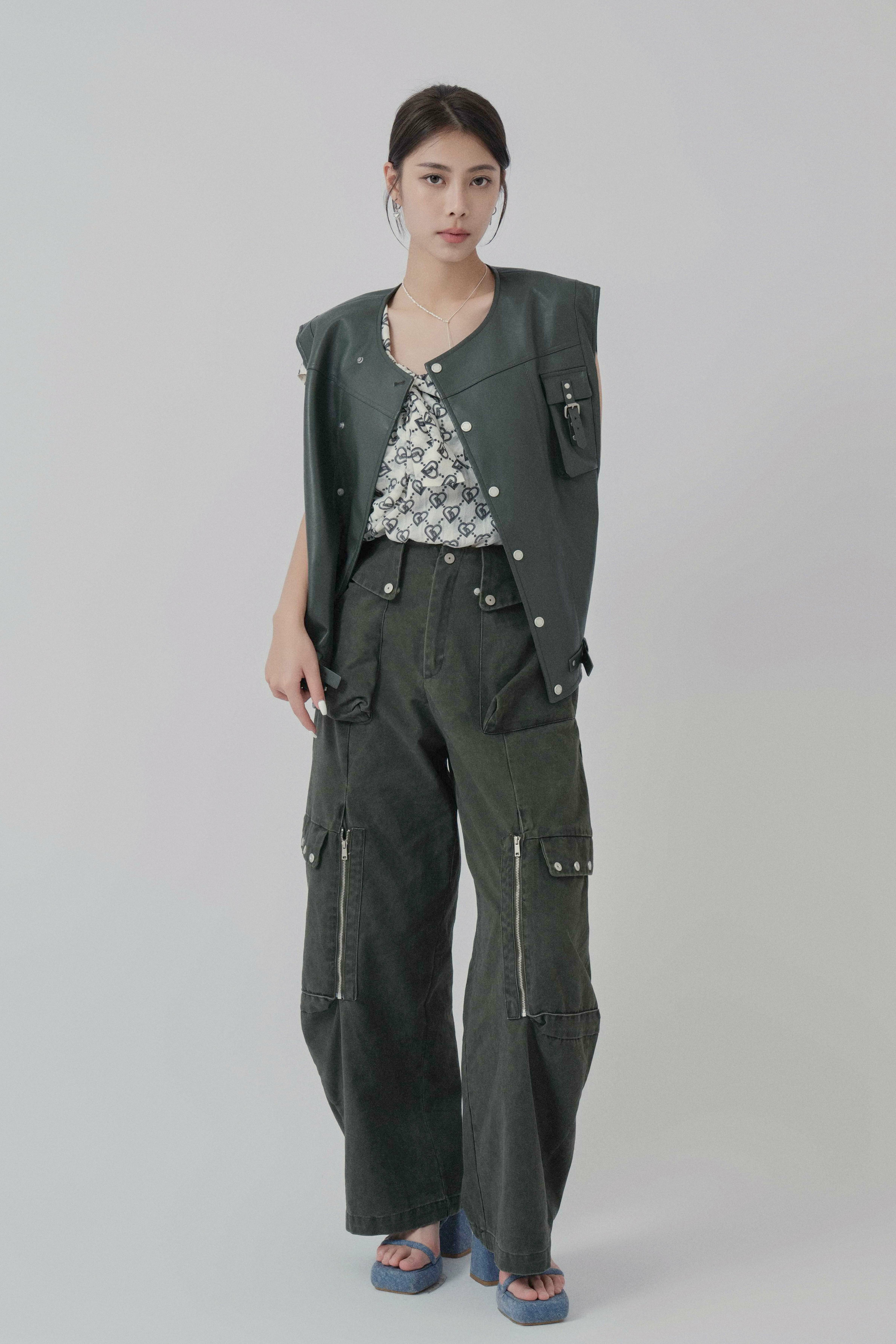 立體大袋繭型洗水軍褲 (現貨款式）