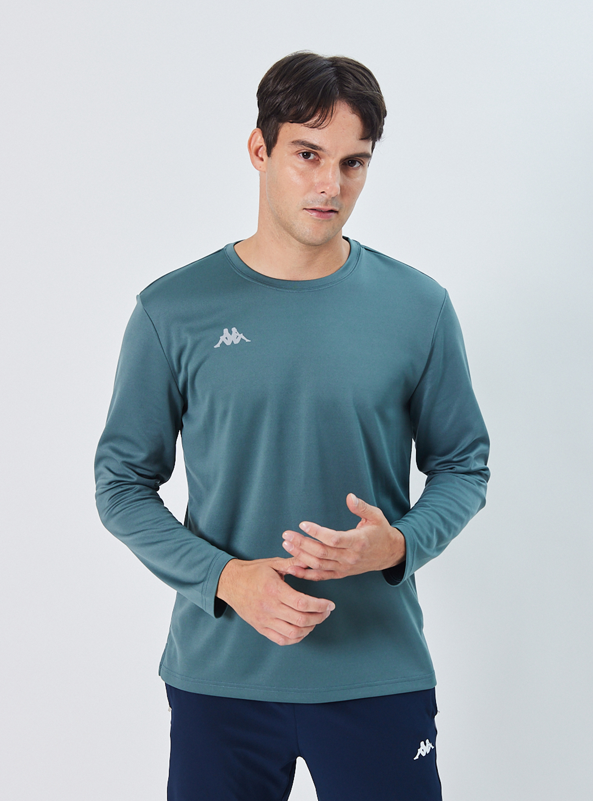 男女適穿 吸濕排汗圓領長袖上衣