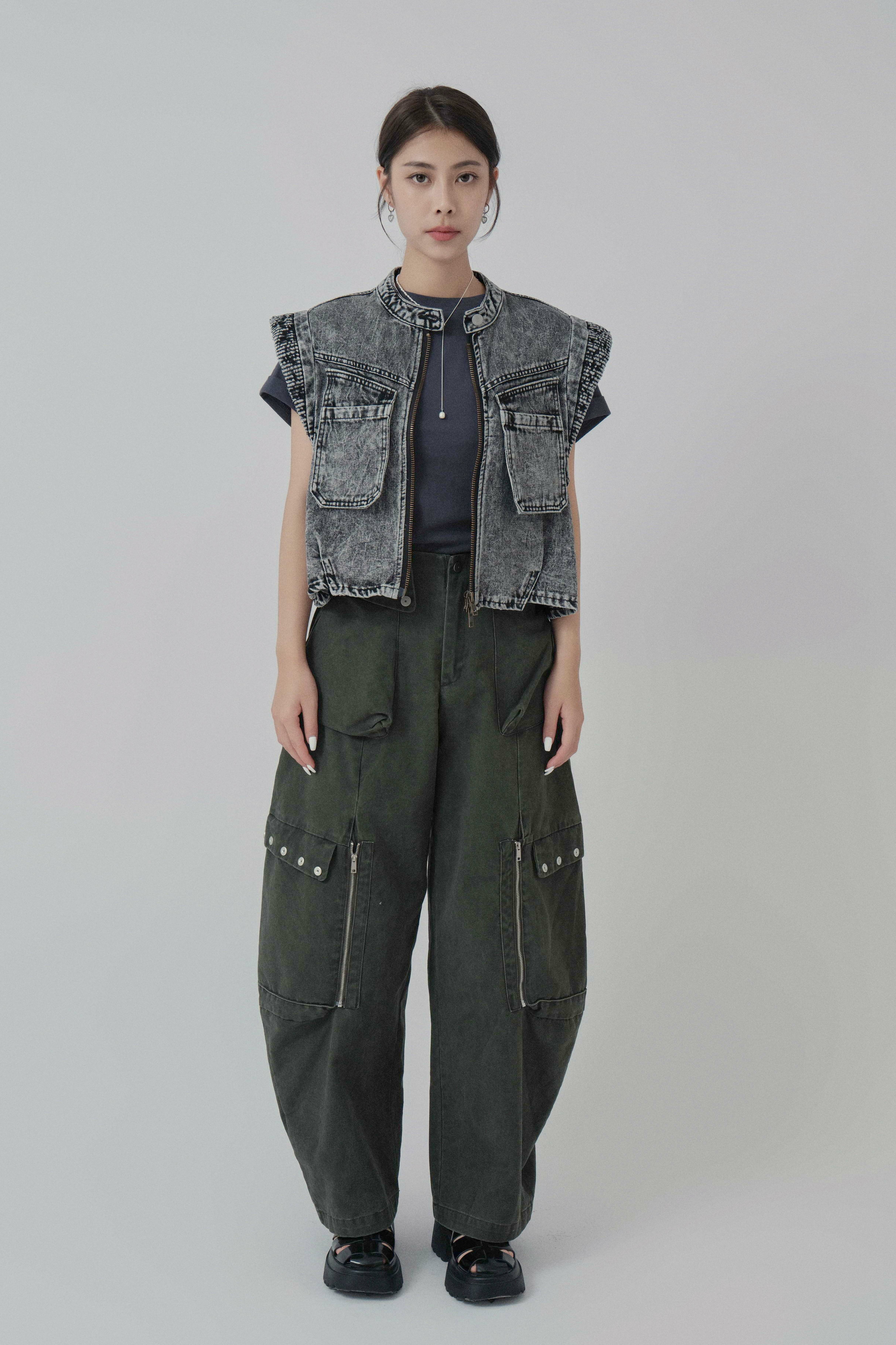 FW24_0004（外套＋Tee＋長褲）