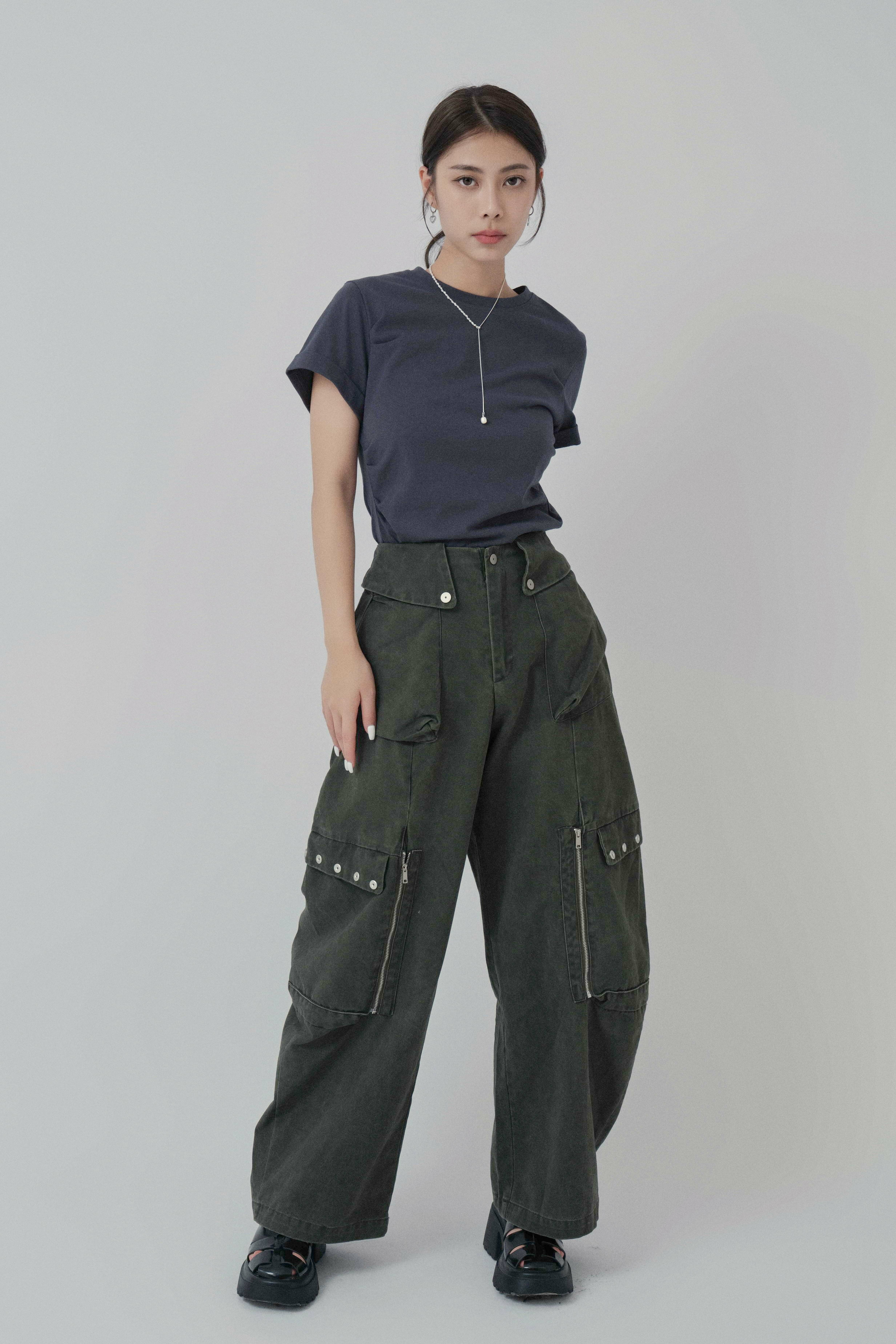 FW24_0004（外套＋Tee＋長褲）