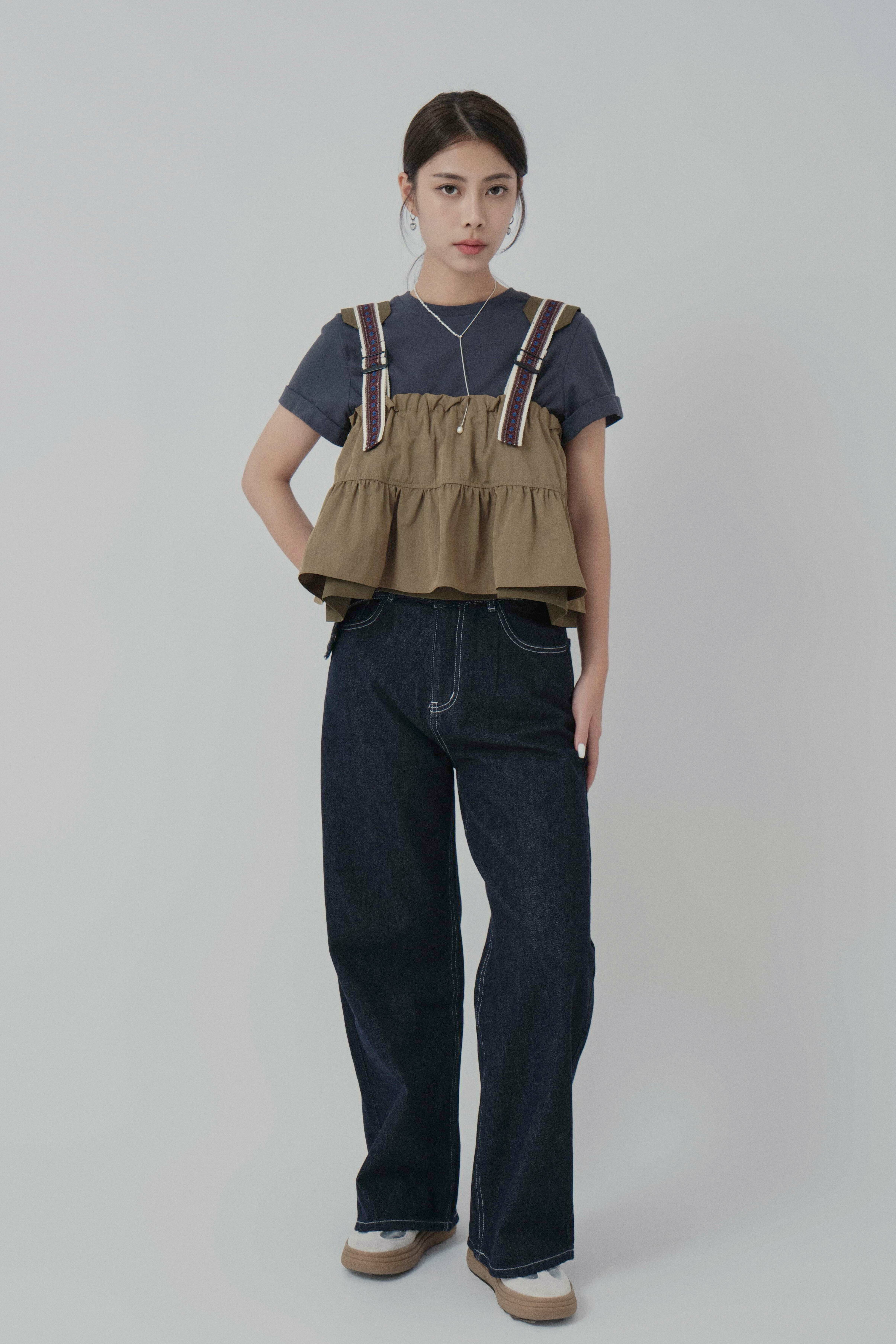 FW24_0005（Tee＋背心＋牛仔褲）