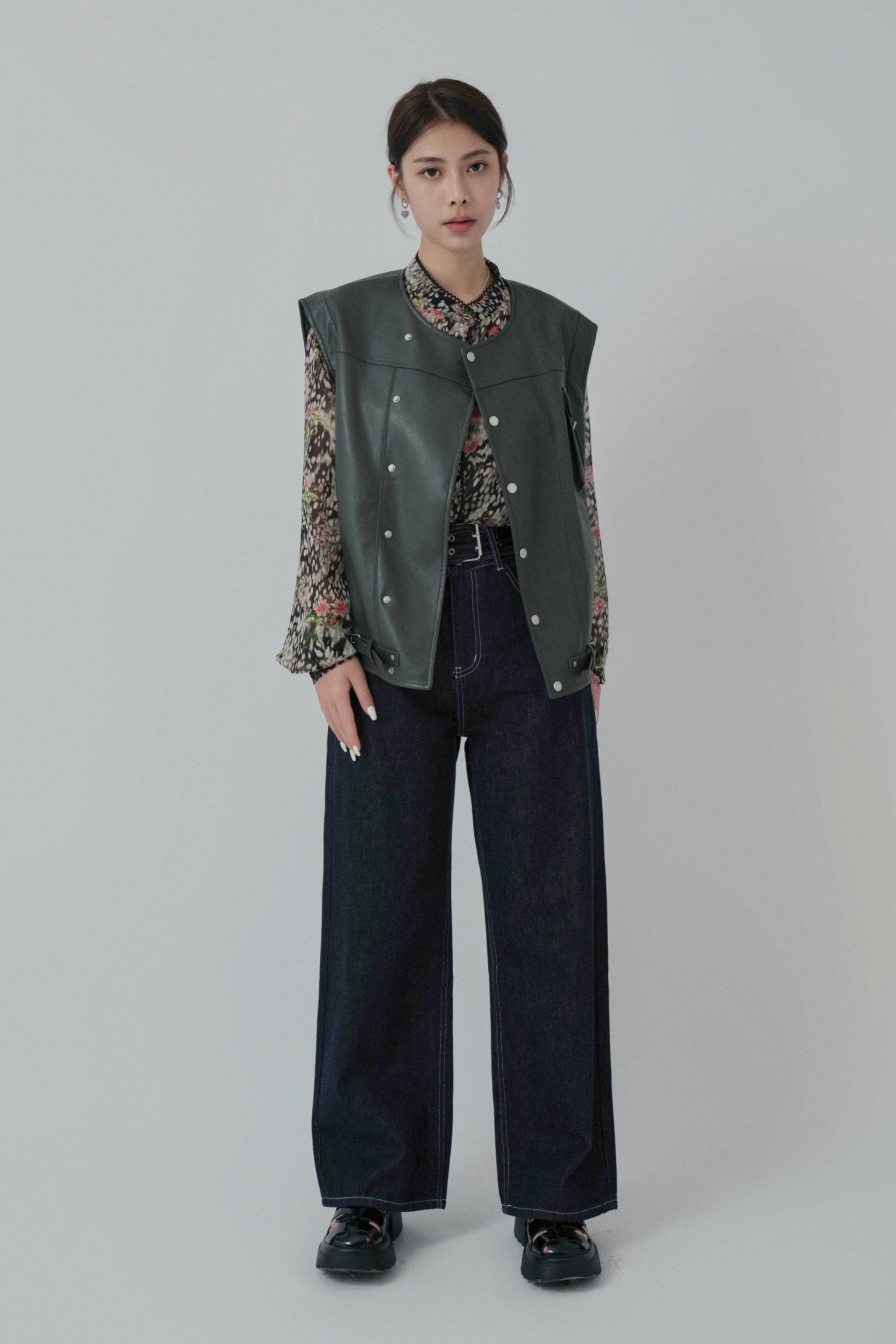 FW24_0006（外套＋恤衫＋牛仔褲）