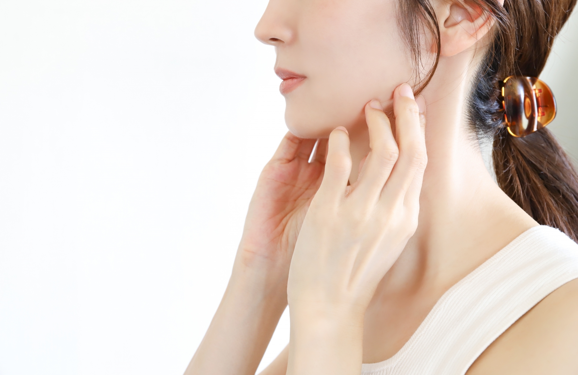 抗光老化的終極秘訣：深度解析如何選擇適合的保養油