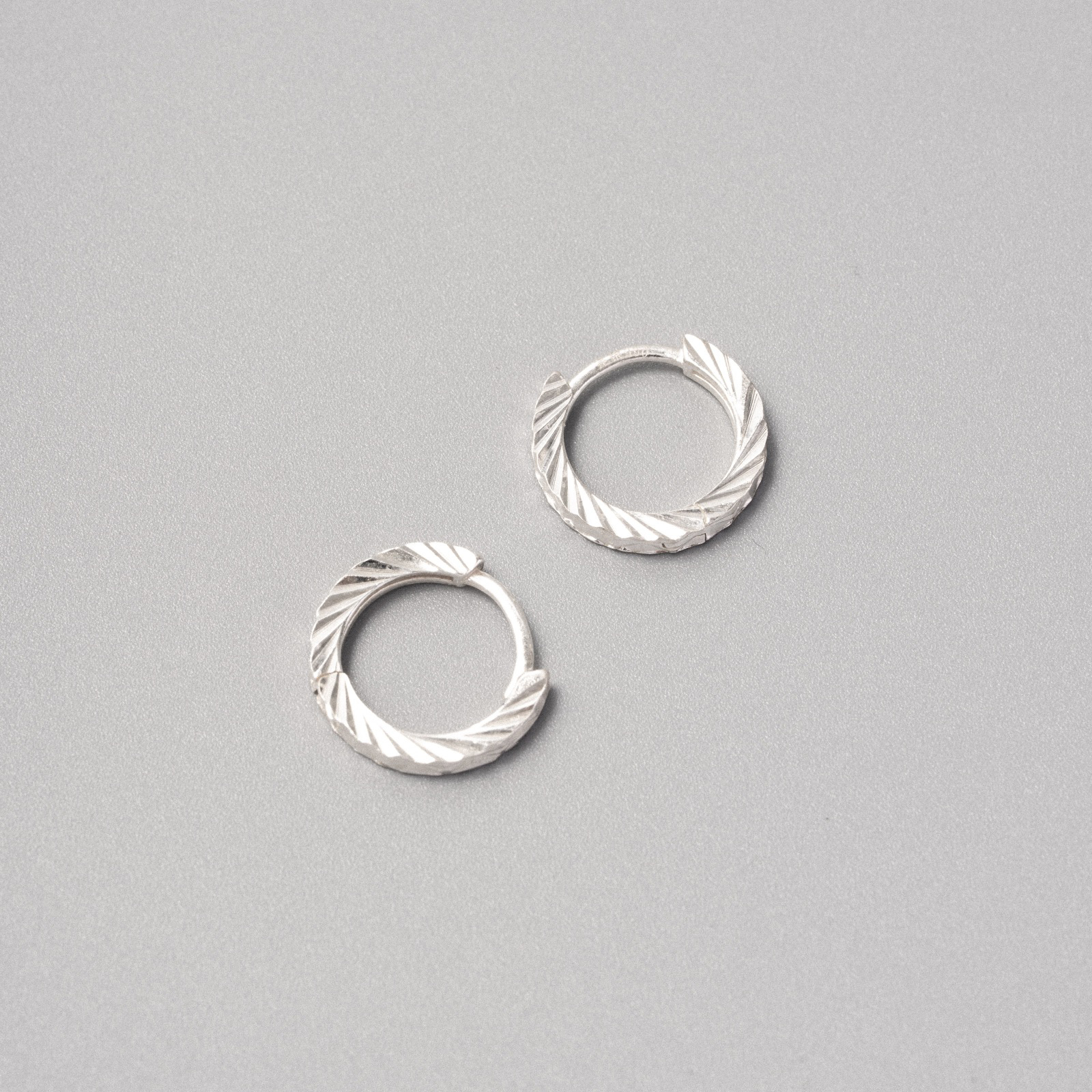 【BLUZ】s990 純銀雕花耳環