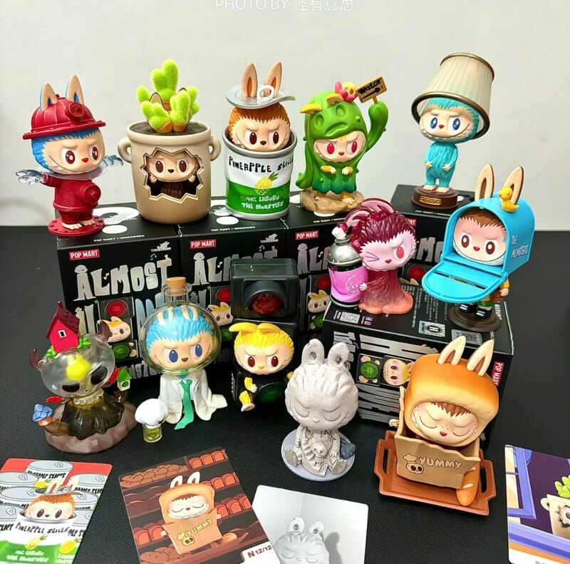 POP MART 泡泡瑪特 LABUBU THE MONSTER 看不見我系列 盲盒 拉布布 公仔